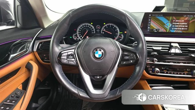 BMW 5 Series (G30) 2018 Серый из Кореи, фото 4