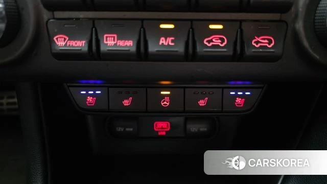 Kia Sportage The Bold 2021 Черный из Кореи, фото 4