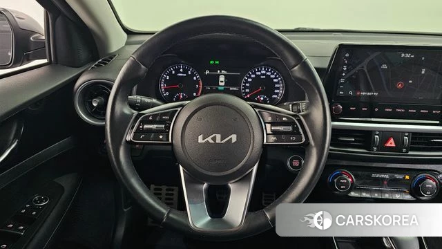 Kia The New K3 2nd generation 2023 Серый из Кореи, фото 4