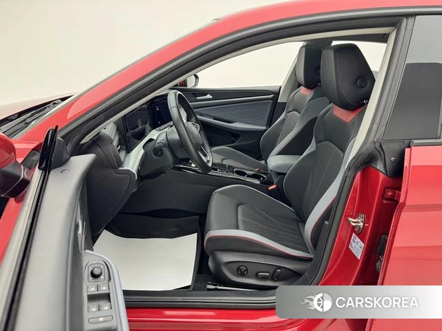 Volkswagen Lingdu 2024 Красный из Китая, фото 4