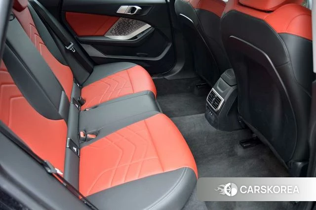 BMW 2 series 2025 Черный из Китая, фото 4