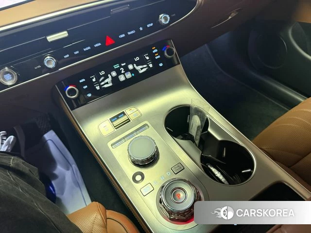 Genesis GV70 2024 Серебристо-серый из Кореи, фото 4