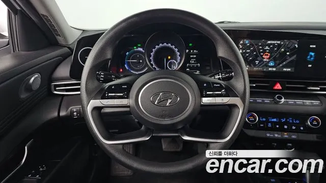 Hyundai Avante Hybrid (CN7) 2022 Белый из Кореи, фото 4