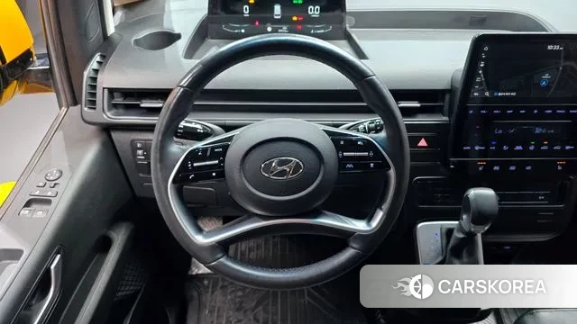 Hyundai Staria 2022 Желтый из Кореи, фото 4