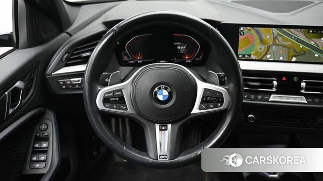 BMW 1 Series (F40) 2023 Серебряный из Кореи, фото 4