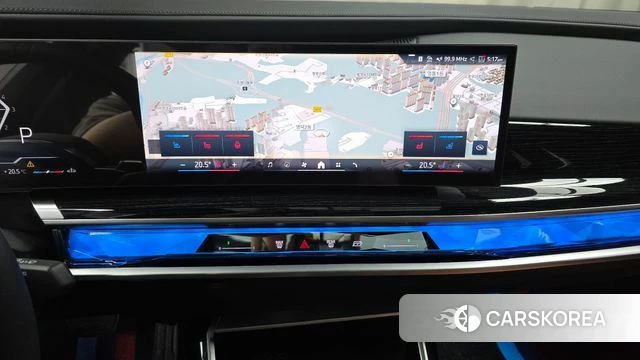 BMW 7 Series (G70) 2025 Черный из Кореи, фото 4