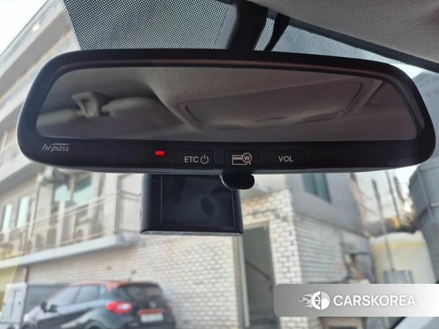 Kia Stonic id 3845741 из Кореи 4