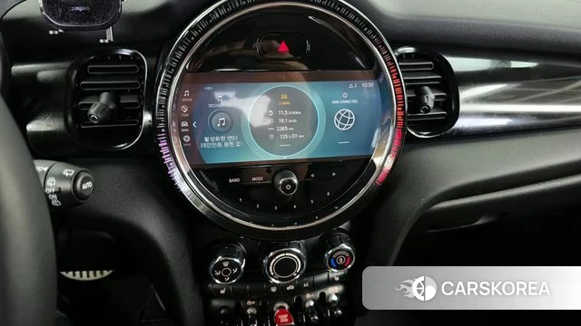 Mini Cooper 2022 Жемчужный цвет из Кореи, фото 4