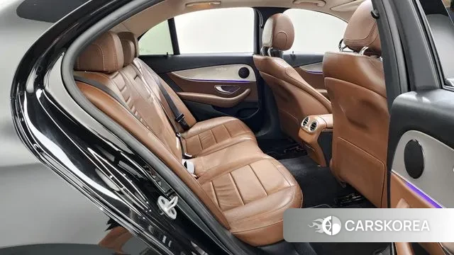 Mercedes-Benz E-Class W213 2018 Черный из Кореи, фото 4