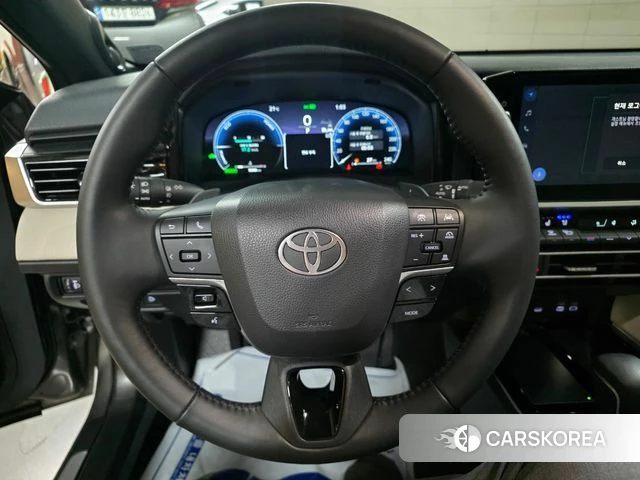 Toyota Camry (XV80) 2025 Серый из Кореи, фото 4