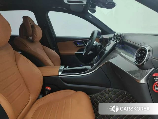 Mercedes-Benz GLC 2024 Черный из Китая, фото 4