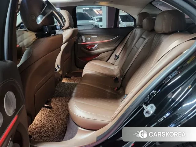 Mercedes-Benz E-Class W213 2019 Черный из Кореи, фото 4