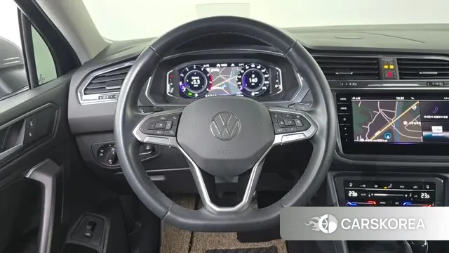 Volkswagen Tiguan Allspace 2022 Черный из Кореи, фото 4