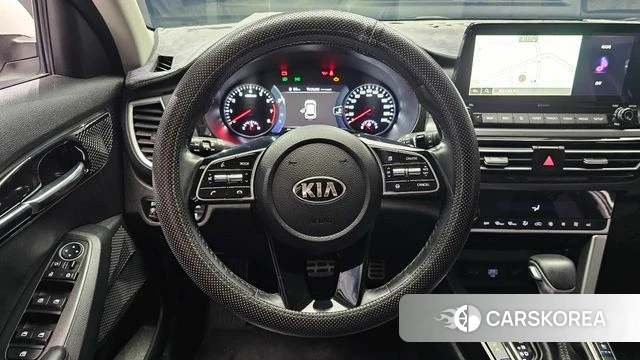 Kia Seltos 2020 Белый из Кореи, фото 4