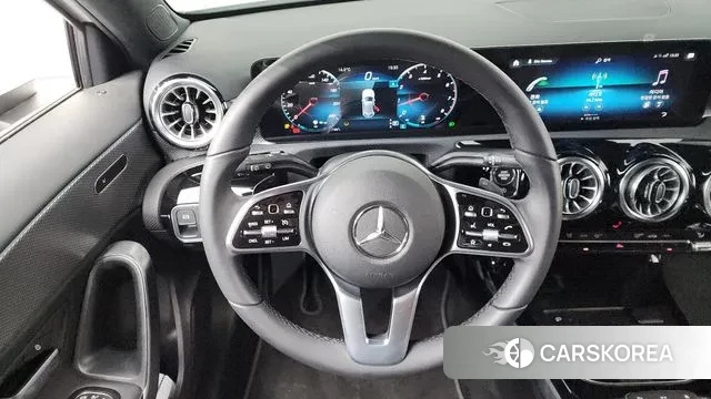 Mercedes-Benz A-Class W177 2022 Белый из Кореи, фото 4