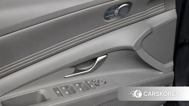 Hyundai The New Avante (CN7) 2023 Серый из Кореи, фото 4