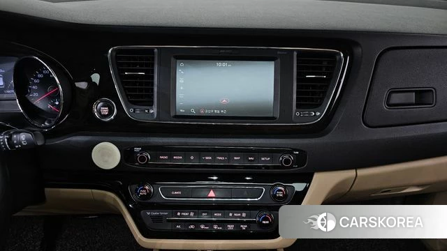 Kia The New Carnival 2018 Белый из Кореи, фото 4