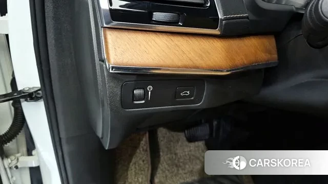 Volvo XC90 second Generation 2018 Белый из Кореи, фото 4