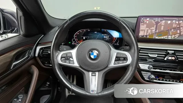 BMW 5 Series (G30) 2021 Черный из Кореи, фото 4