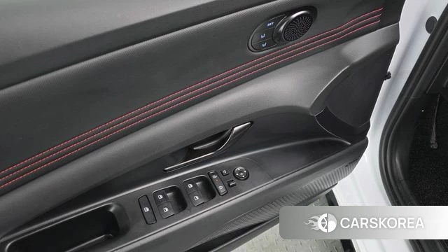 Hyundai The New Avante (CN7) 2023 Белый из Кореи, фото 4