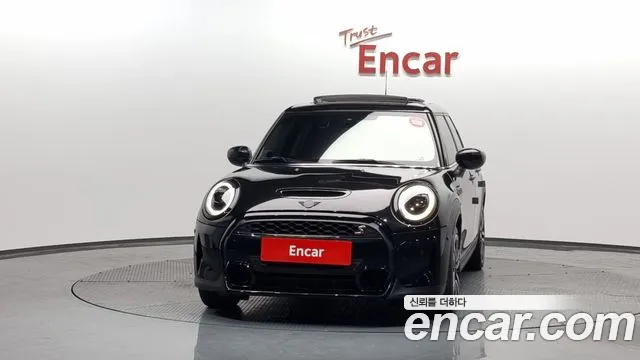 Mini Cooper S id 2660387 из Кореи 4