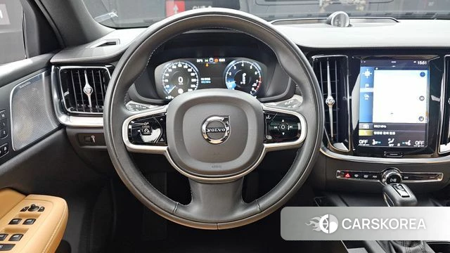 Volvo V60 Cross-Country 2nd Generation 2019 Серый из Кореи, фото 4