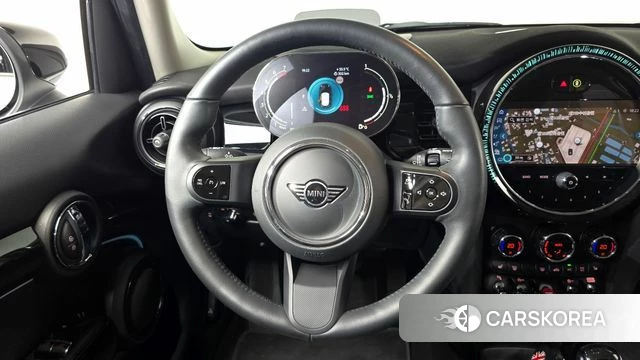 Mini Cooper 2023 Белый из Кореи, фото 4