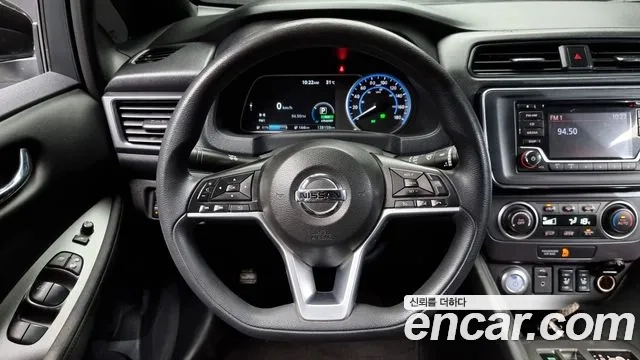 Nissan Leaf (ZE1) 2019 Белый из Кореи, фото 4