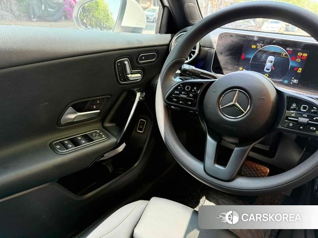 Mercedes-Benz A-Class W177 2020 Белый из Кореи, фото 4