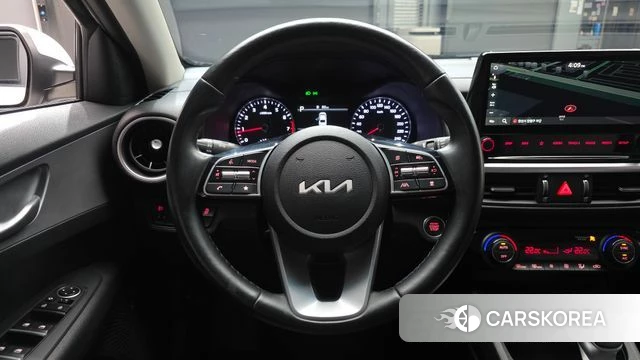 Kia The New K3 2nd generation 2022 Белый из Кореи, фото 4