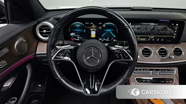 Mercedes-Benz E-Class W213 2022 Черный из Кореи, фото 4