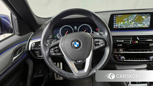 BMW 5 Series (G30) 2018 Синий из Кореи, фото 4
