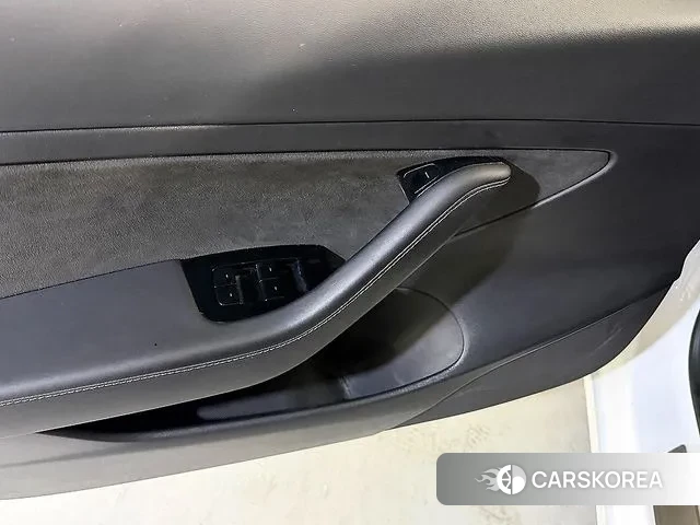 Tesla Model 3 2020 Белый из Кореи, фото 4