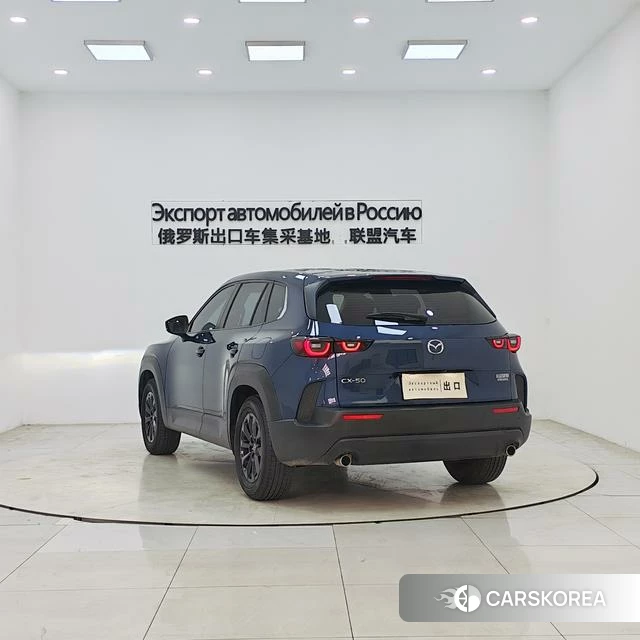 Mazda CX-50 line also 2023 Синий из Китая, фото 4