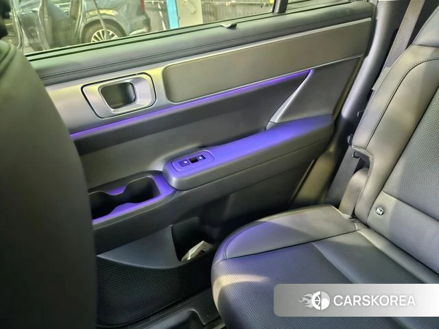Hyundai Santa Fe (MX5) 2023 Белый из Кореи, фото 4
