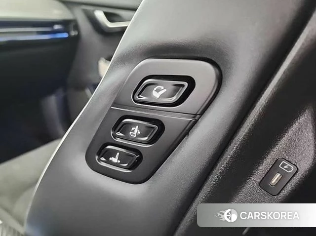 Kia EV6 2024 Белый из Кореи, фото 4
