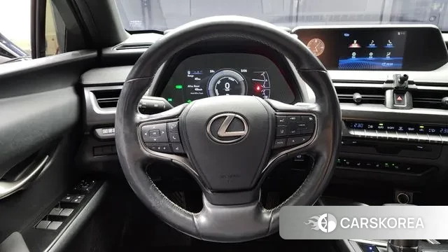Lexus UX250h 2019 Белый из Кореи, фото 4