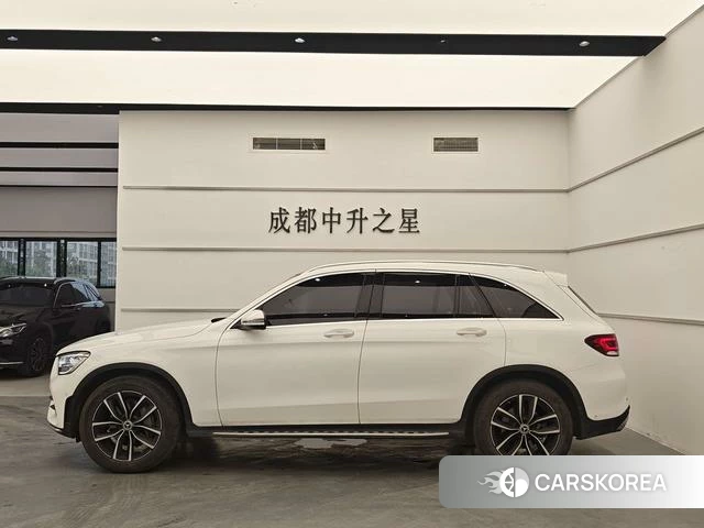 Mercedes-Benz GLC 2023 Белый из Китая, фото 4