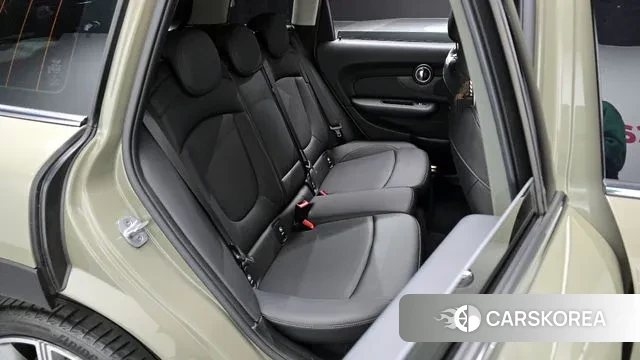 Mini Cooper SD Clubman 2020 Песочный из Кореи, фото 4