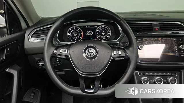Volkswagen Tiguan Allspace 2018 Белый из Кореи, фото 4