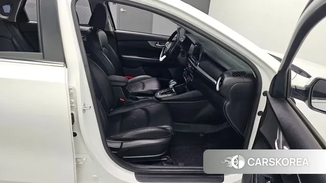 Kia Come New K3 2019 Белый из Кореи, фото 4