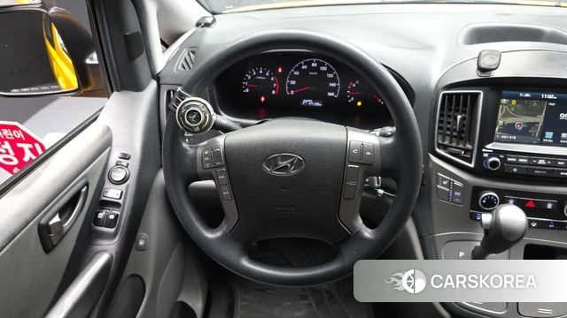 Hyundai The New Grand Starex 2018 Желтый из Кореи, фото 4