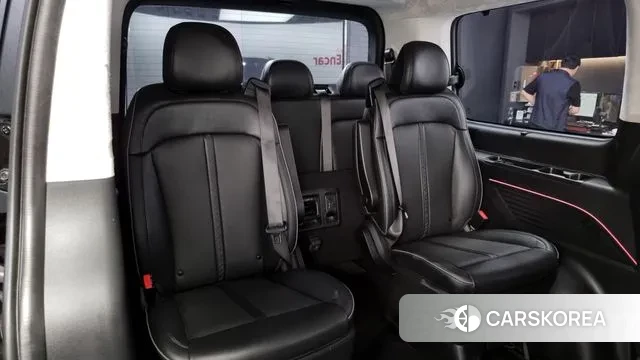 Hyundai Staria 2022 Черный из Кореи, фото 4