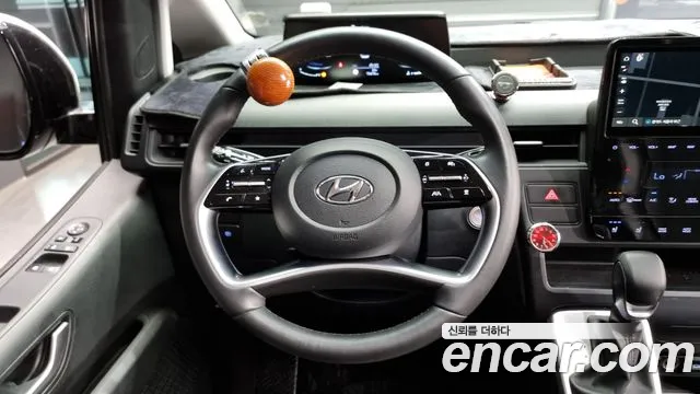 Hyundai Staria 2023 Серебряный из Кореи, фото 4