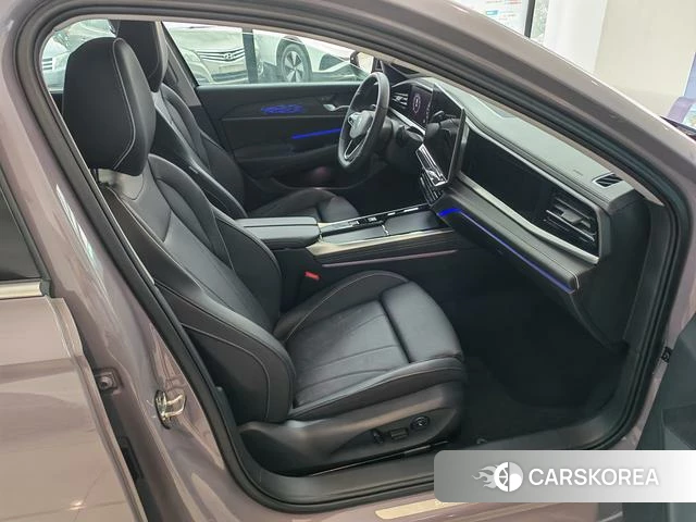 Volkswagen Passat 2024 Другой из Китая, фото 4