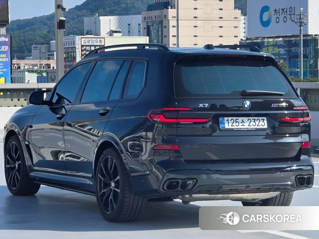 BMW X7 (G07) 2025 Черный из Кореи, фото 4