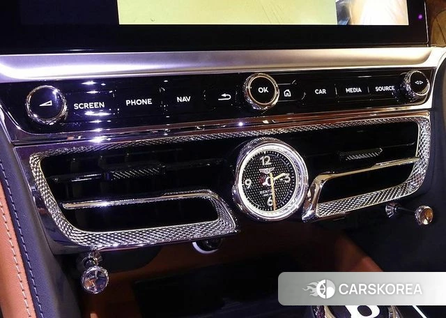 Bentley Flying Spur 3rd Generation 2022 Черный из Кореи, фото 4