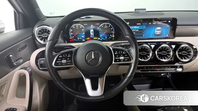 Mercedes-Benz A-Class W177 2022 Белый из Кореи, фото 4