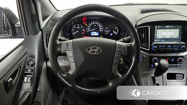 Hyundai The New Grand Starex 2018 Черный из Кореи, фото 4