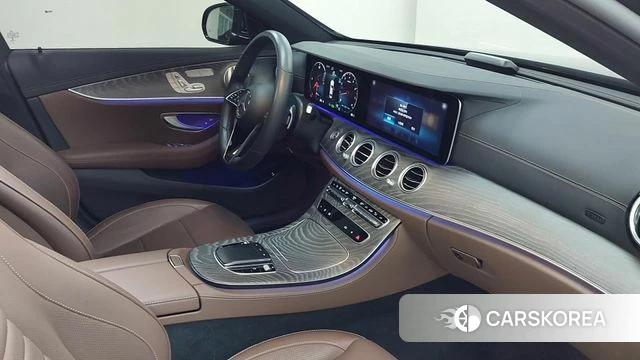 Mercedes-Benz E-Class W213 2022 Синий из Кореи, фото 4